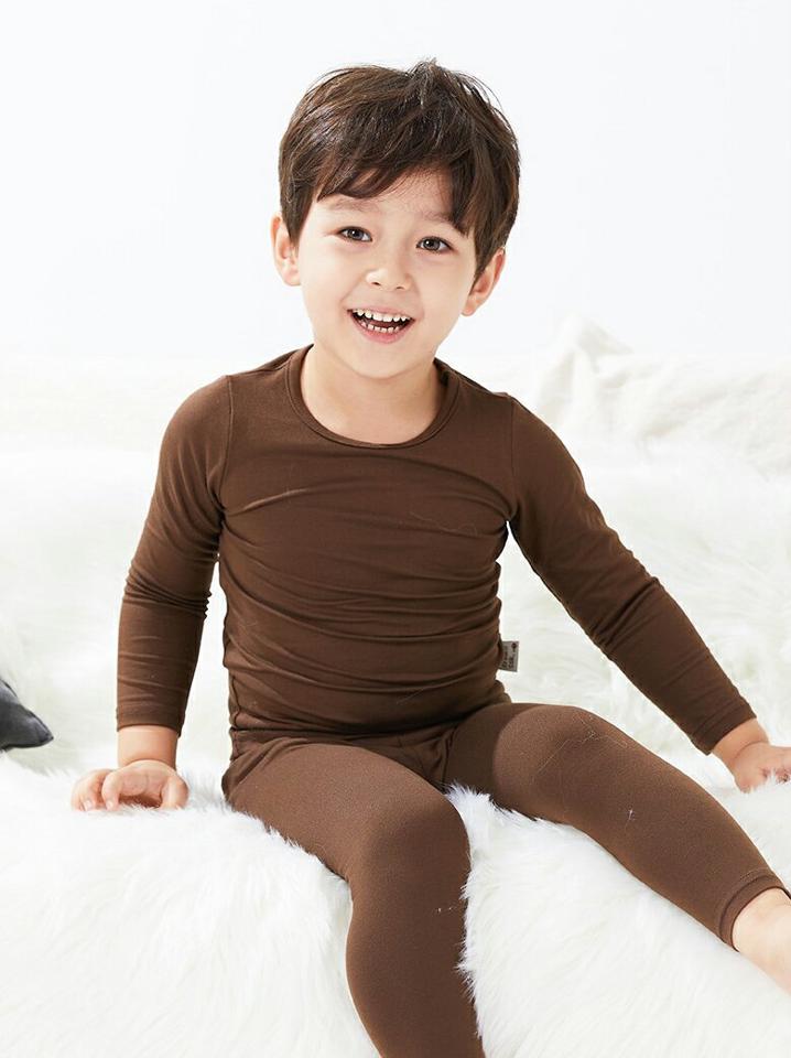 【キッズ30%OFF】ベーシックルームウェア上下SET(junior)・u10800 キッズ 【9~17才】【uw】【韓国 ファッション パジャマ セットアップ スリム 細身 タイト Tシャツ パンツ 長袖 ロング インナー 下着 肌着 キッズ こども 子供 子供服 通学 小学生 ジュニア 冬】【KIDS】