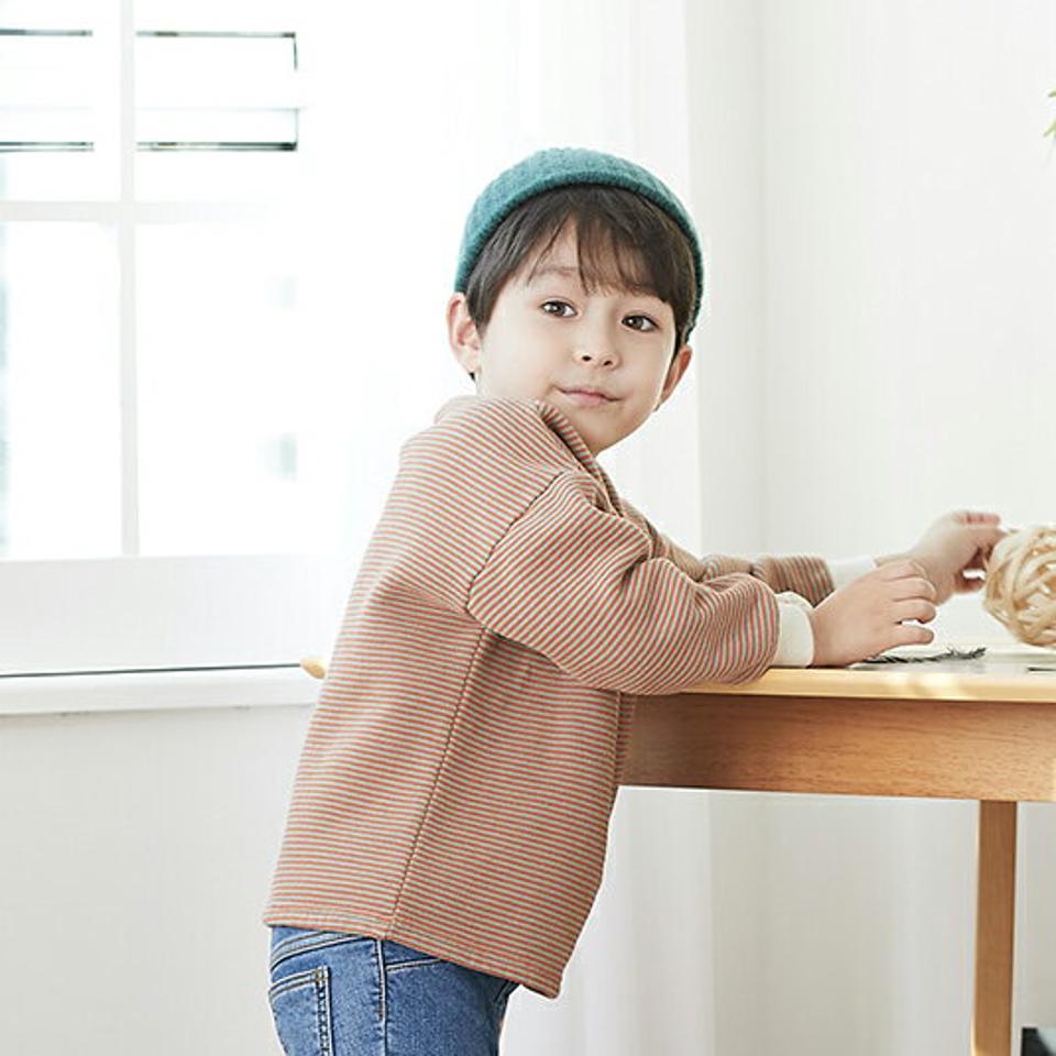 【キッズ30%OFF】両起毛配色ボーダースウェット(kids)・u10720 キッズ 【3~8才】【tops】【韓国 ファッション トップス スウェット トレーナー 長袖 女の子 男の子 Tシャツ デイリー ルーズ ゆったり パターン キッズ 子供 子供服 幼稚園 通学 通園 低学年 秋 冬】【KIDS】