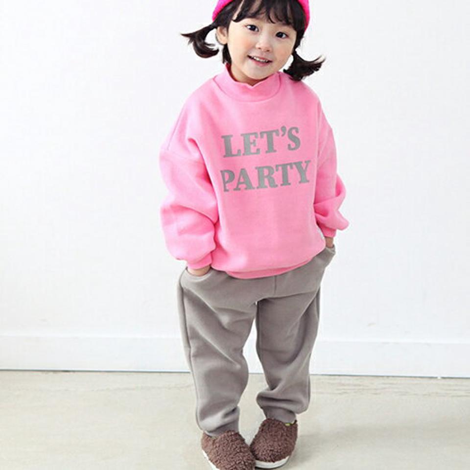両起毛PARTYスウェット上下SET・p010789 キッズ 【3~8才】【pt】【韓国 ファッション セットアップ スウェット トレーナー 長袖 ロング パンツ ジョガーパンツ 無地 女の子 男の子 キッズ 子供 子供服 幼稚園 通学 通園 低学年 秋 冬】【KIDS】