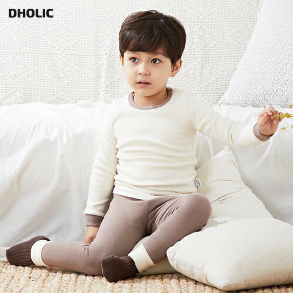 配色ルームウェア上下SET(kids)・u10739 キッズ 【3~8才】【uw】【韓国 ファッション パジャマ セットアップ スリム 細身 タイト Tシャツ パンツ 長袖 ロング インナー 下着 肌着 キッズ 子供 子供服 幼稚園 通学 通園 低学年 秋 冬】【KIDS】