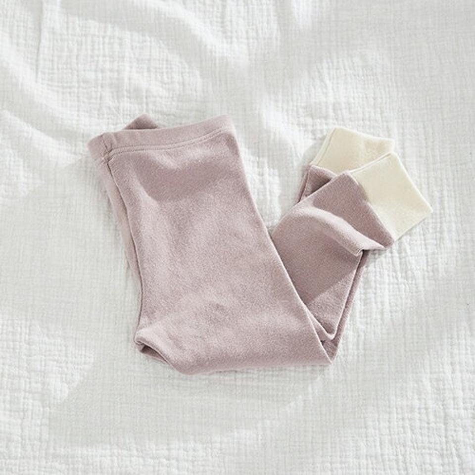 配色ルームウェア上下SET(kids)・u10739 キッズ 【3~8才】【uw】【韓国 ファッション パジャマ セットアップ スリム 細身 タイト Tシャツ パンツ 長袖 ロング インナー 下着 肌着 キッズ 子供 子供服 幼稚園 通学 通園 低学年 秋 冬】【KIDS】