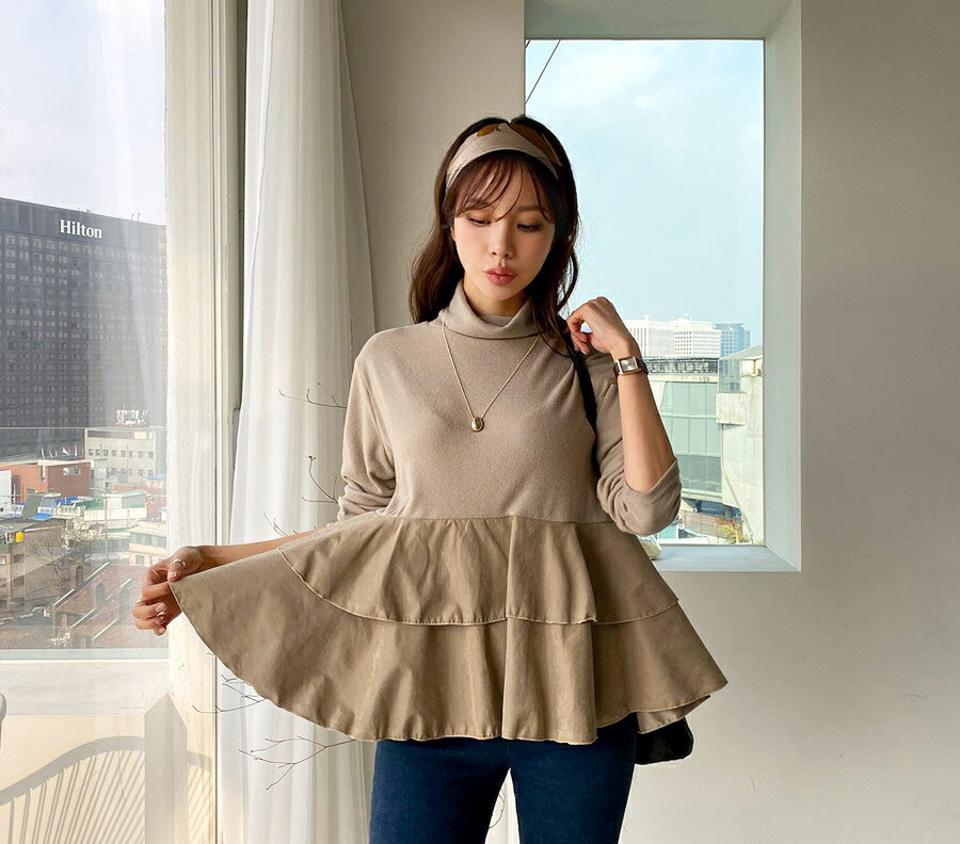 起毛ティアードタートルTシャツ・全2色・b66147 レディース 【tops】【トップス Tシャツ 長袖 タートル タートルネック ティアード フレア 起毛 可愛い かわいい フリル 秋 冬 韓国 ファッション】【ハイホリHIHOLLI】