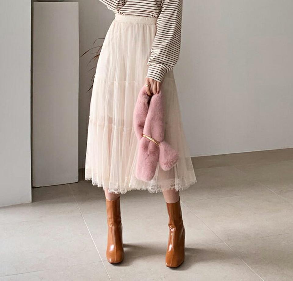 チュールレーススカート・全2色・b64735 レディース 【sk】【韓国 ファッション ボトムス スカート ロング ロングカート チュールレース ふんわり チュール フリル レース ウエストゴム フレア カジュアル 秋 冬】