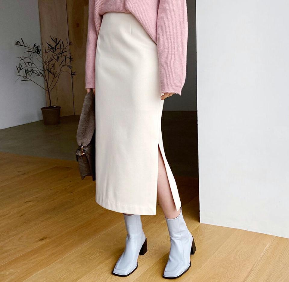 サイドスリットスカート・全2色・t64759 レディース 【sk】【韓国 ファッション ボトムス スカート ロング ロングスカート サイドスリット やわらかい ダーツ 上品 オフィス お仕事 スリム フィット 体型カバー カジュアル 秋 冬】