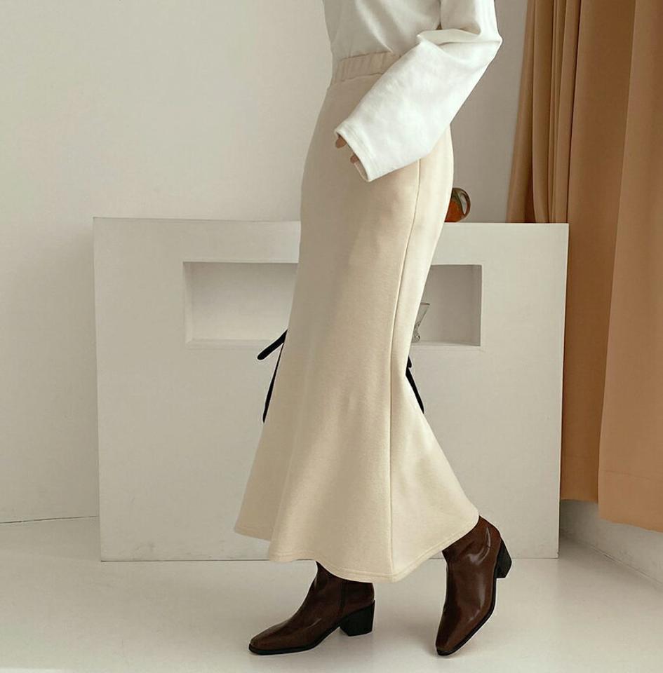 フレアロングスカート・全2色・b65998 レディース 【sk】【スカート ロング ロングスカート フレア フレアスカート 単色 無地 フェミニン Aライン きれいめ ウエストゴム シンプル 秋 冬 韓国 ファッション】【ハイホリHIHOLLI】