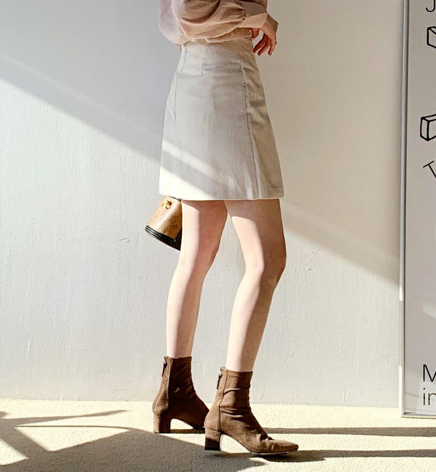 ボタンコーデュロイミニスカート・全2色・b62316 レディース 【sk】【韓国 ファッション ボトムス スカート ミニ ミニスカート ボタン コーデュロイ やわらかい バックファスナー ラップ サイドタック フェイクボタン カジュアル 秋 冬】