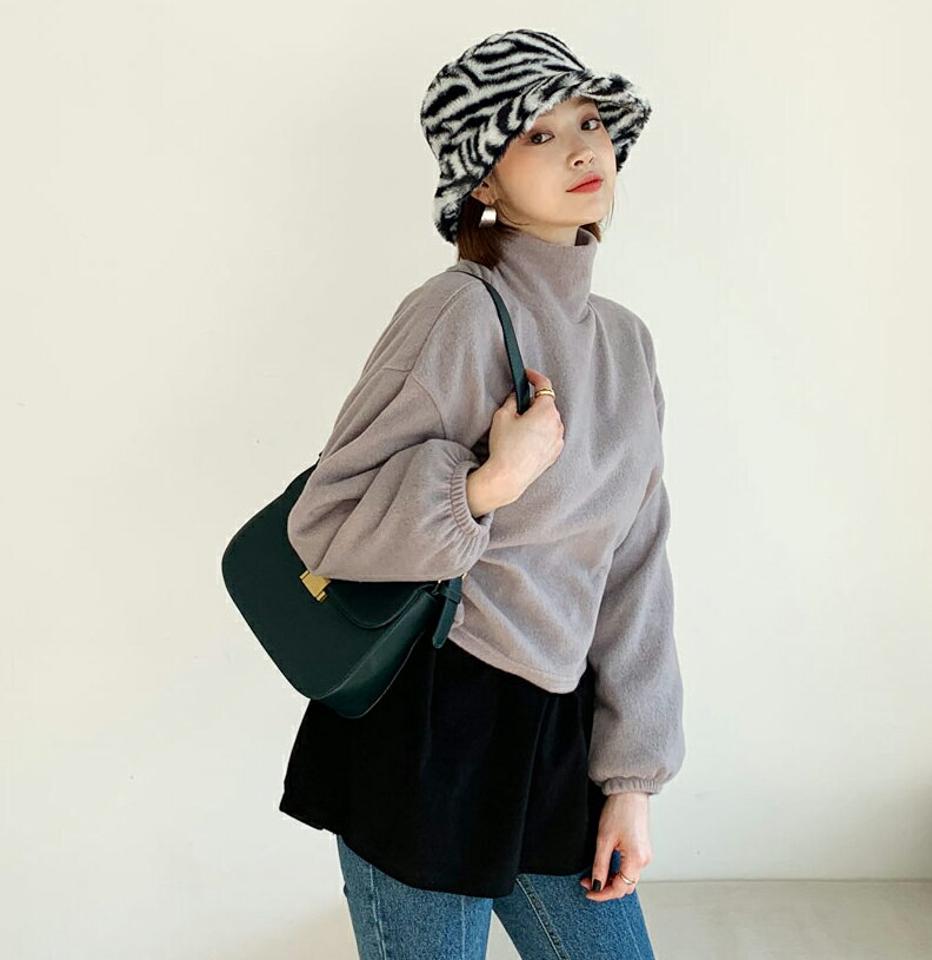 起毛ハイネックTシャツ・全4色・t62336 レディース 【tops】【韓国 ファッション トップス Tシャツ 長袖 ハイネック やわらかい 起毛 ルーズ ゆったり ゴム 無地 ベーシック デイリー カジュアル カジュアル 秋 冬】