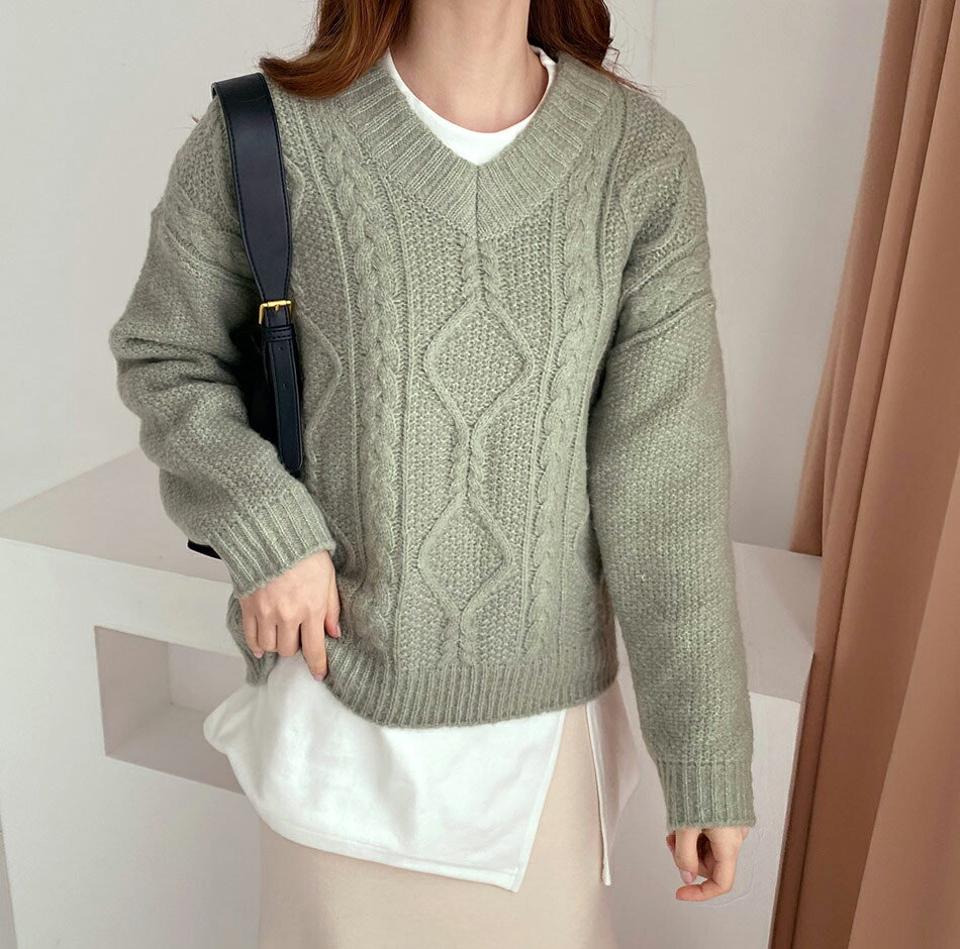【只今10%OFF】Vネックケーブルニット・全5色・t65979 レディース 【tops】【トップス ニット ニットトップス 長袖 ケーブルニット ケーブル 長袖 単色 シンプル カジュアル ゆったり ラフ 秋 冬 韓国 ファッション】【ハイホリHIHOLLI】【TW】