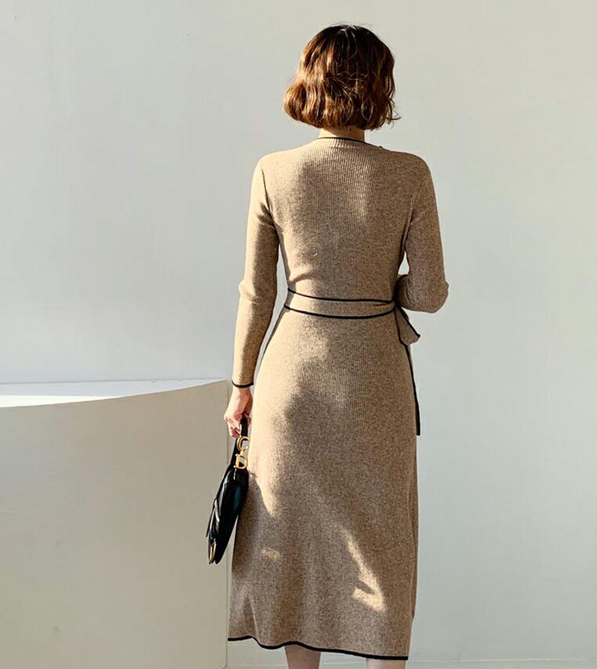 ストラップ付配色ニットワンピース・全2色・b62308 レディース 【ops】【韓国 ファッション ワンピース ロング ロングワンピース ストラップ ニット ラウンドネック スリム Aライン ウエストストラップ 配色 ライン 体型カバー 上品 カジュアル 秋 冬】