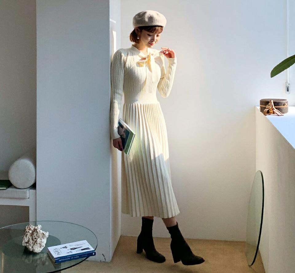 ツイストリボンワンピース・全1色・e62311 レディース 【ops】【韓国 ファッション ワンピース ロング ロングワンピース 体型カバー ツイスト リボン ラウンドネック プリーツ プリーツワンピース カジュアル 秋 冬】