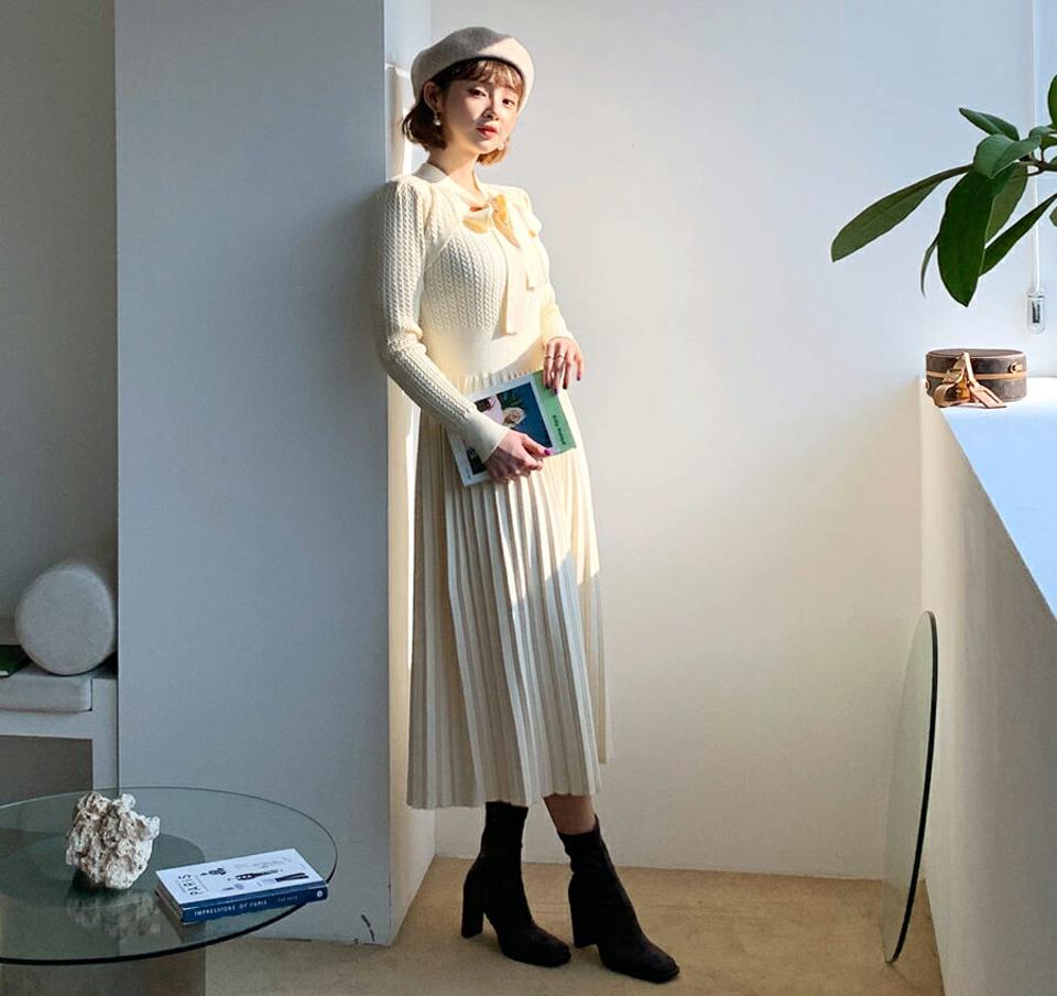 ツイストリボンワンピース・全1色・e62311 レディース 【ops】【韓国 ファッション ワンピース ロング ロングワンピース 体型カバー ツイスト リボン ラウンドネック プリーツ プリーツワンピース カジュアル 秋 冬】