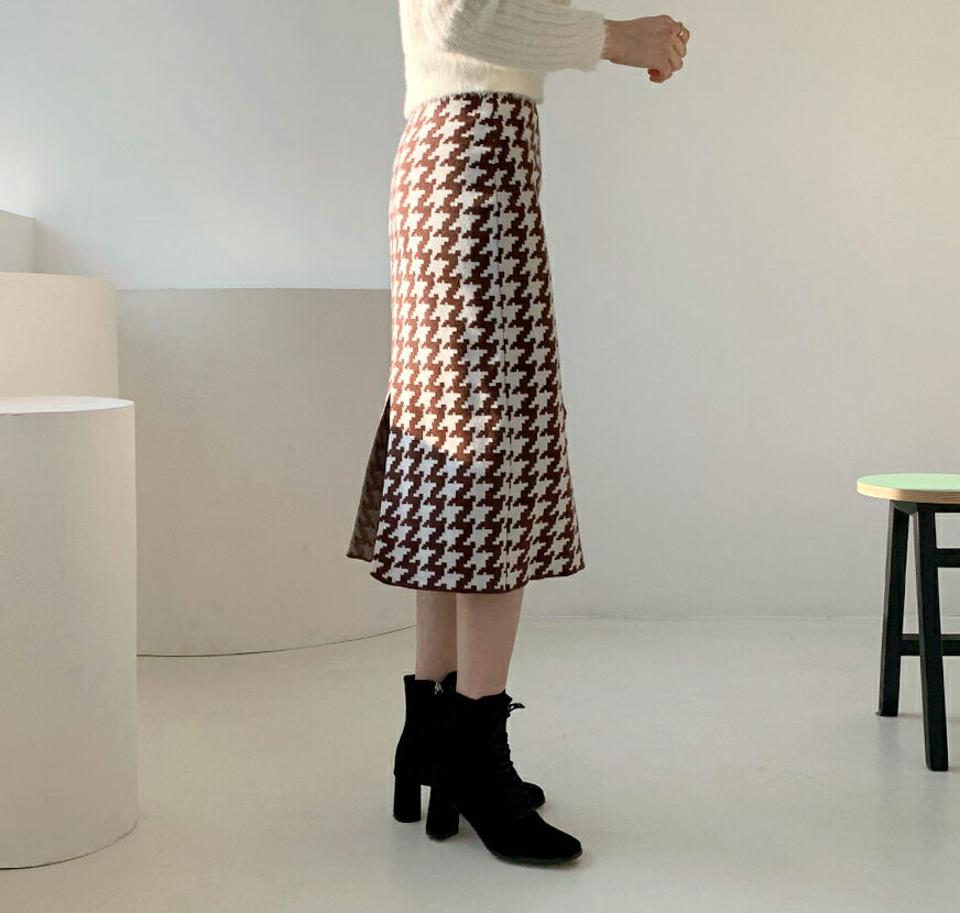 ハウンドトゥースニットスカート・全2色・b62319 レディース 【sk】【韓国 ファッション ボトムス スカート ミディ ミディスカート チェック Hライン 暖かい 上品 オフィス お仕事 スリム フィット 体型カバー ウエストゴム スリット カジュアル 秋 冬】