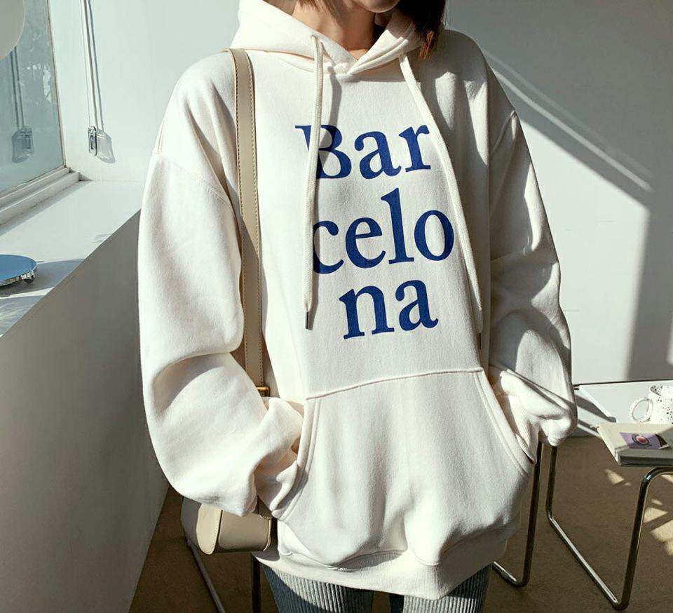 裏起毛レタリングフーディ・全3色・b62296 レディース 【tops】【韓国 ファッション トップス Tシャツ カットソー フーディ フード 裏起毛 レタリング マフポケット ポケット カジュアル 無地 長袖 保温性 カジュアル 秋 冬】
