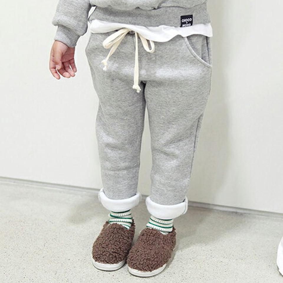 裏起毛スウェットパンツ・p010779 キッズ 【3~8才】【pt】【韓国 ファッション ボトムス パンツ ロング ウエストゴム スウェットパンツ アウトドア 運動 お遊び 女の子 男の子 キッズ 子供 子供服 幼稚園 通学 通園 低学年 秋 冬】【KIDS】