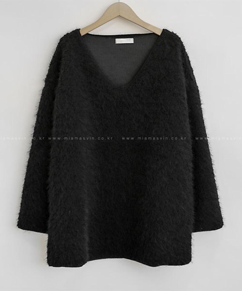 Miamasvin(ミアマスビン)もこもこVネックTシャツ【1/6up_wo】韓国 韓国ファッション　トップス tシャツ Vネック カットソー もこもこ ボア プルオーバー レディース ファッション【5】※メール便不可