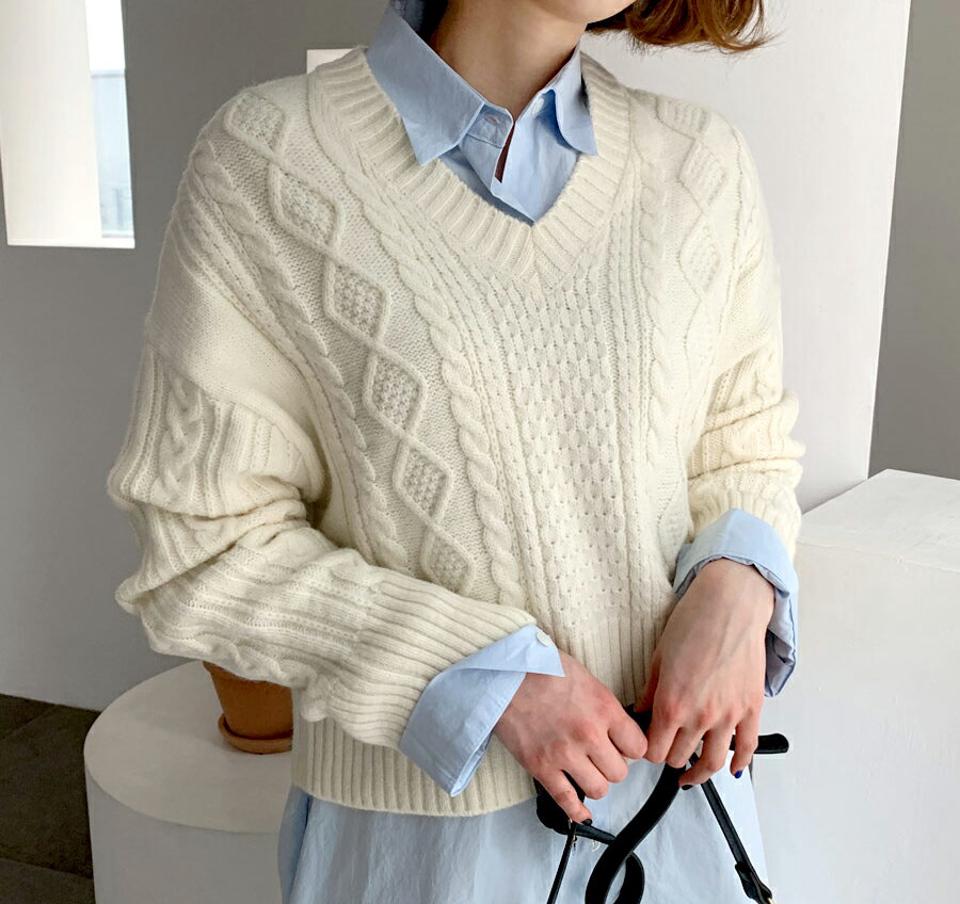 Vネックツイストニット・全5色・t62392 レディース 【tops】【韓国 ファッション トップス ニット 長袖 ぼわん袖 Vネック ツイストニット ドロップショルダー ルーズ ゆったり デイリー ベーシック 無地 カジュアル 秋 冬】