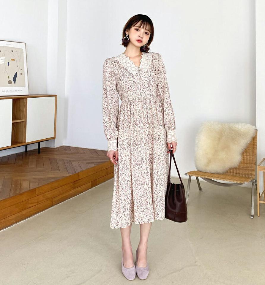 レースネック花柄ワンピース・全3色・b64777 レディース 【ops】【韓国 ファッション ワンピース ロング ロングワンピス 長袖 レースネック 花柄 フェミニン フラワー Vネック ウエストリボン 上品 体型カーバー パターン カジュアル 秋 冬】