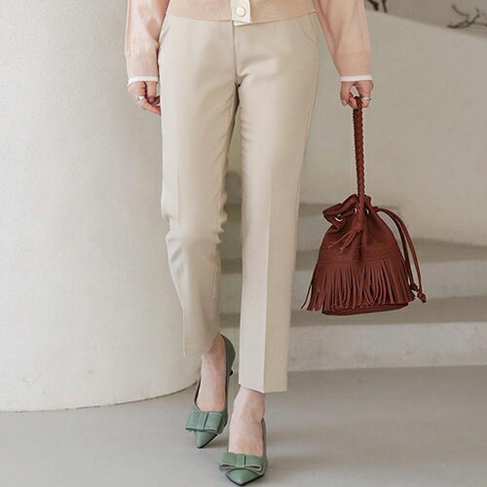 スリムスラックス・全3色・t66259 レディース 【pt】【スラックス パンツ ズボン ロングパンツ スリム 単色 無地 シンプル ベーシック 大人 オフィスカジュアル きれいめ 秋 冬 韓国 ファッション】【ハイホリHIHOLLI】