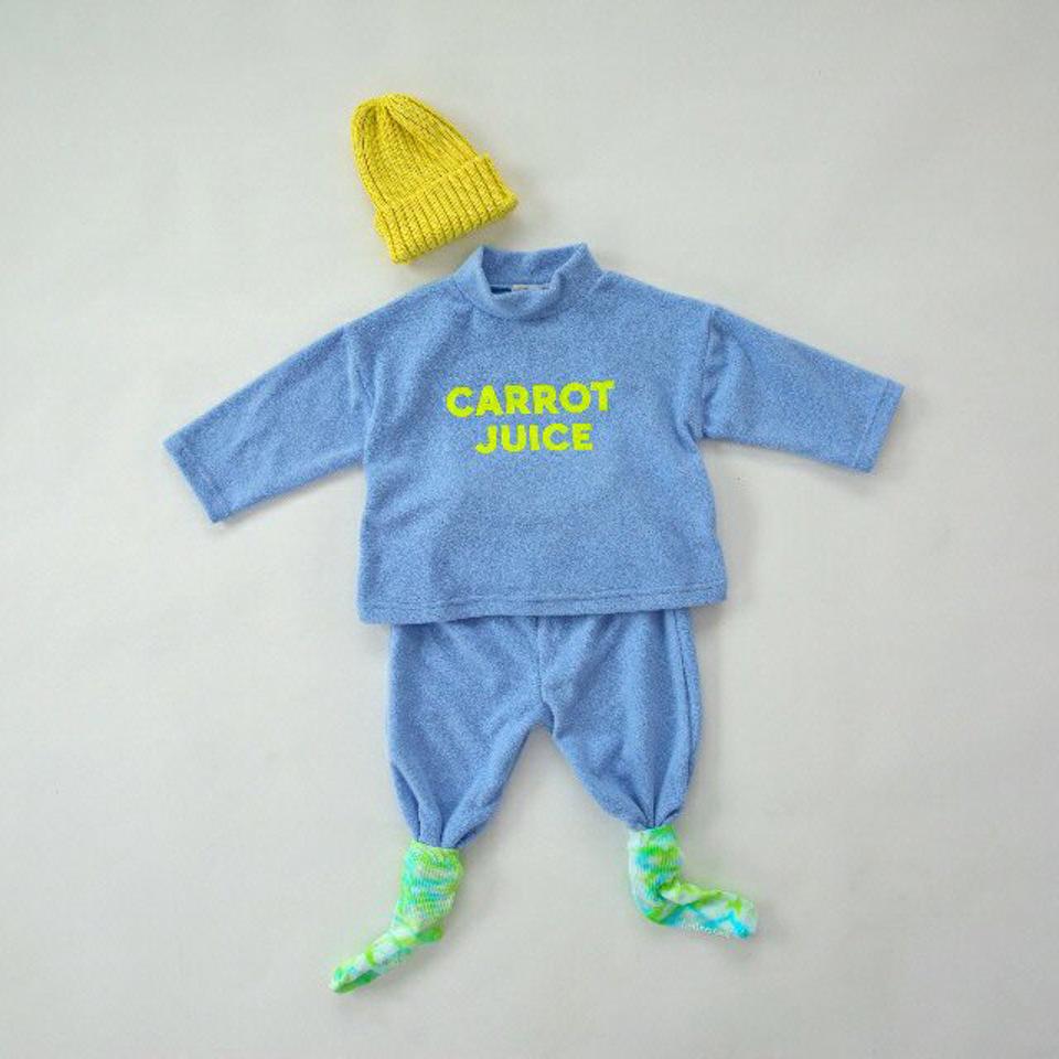 キャロットソフトスウェット上下SET・u09659 キッズ【3~8才】【set】【セットアップ setup トップス スウェット トレーナー 長袖 ロゴ パンツ ズボン ソフト カジュアル ラフ 女の子 男の子 秋 冬 韓国 韓国子供服 子供 こども 子供服】【KIDS】