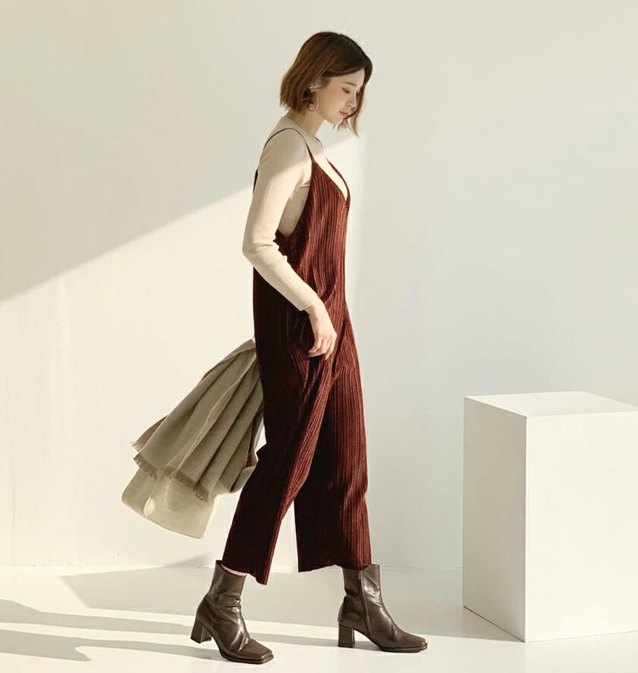 ベロアキャミオールインワン・全5色・t61409 レディース 【pt】【韓国 ファッション ボトムス パンツ ジャンプスーツ オールインワン Vネック ノースリーブ スリーブレス ワイド ルーズ ゆったり 体型カバー 無地 カジュアル 秋 冬】