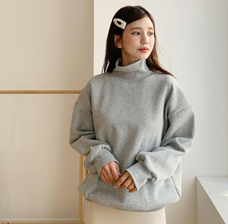 裏起毛ハイネックスウェット・全4色・t61390 レディース 【tops】【韓国 ファッション トップス スウェット ラウンドネック 無地 裏起毛 ハイネック 保温性 ルーズ ゆったり シンプル デイリー ベーシック カジュアル 長袖 カジュアル 秋 冬】