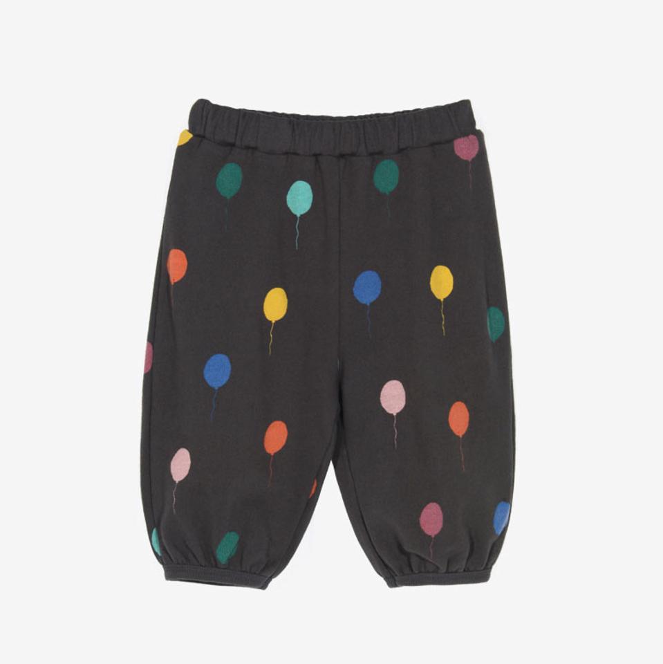 バルーンパターンスウェット上下SET・p010881 キッズ【3~8才】【set】【セットアップ setup トップス 長袖 パンツ ズボン 総柄 カジュアル スウェット ラフ 女の子 男の子 秋 冬 韓国 韓国子供服 子供 こども 子供服 こども服】【KIDS】