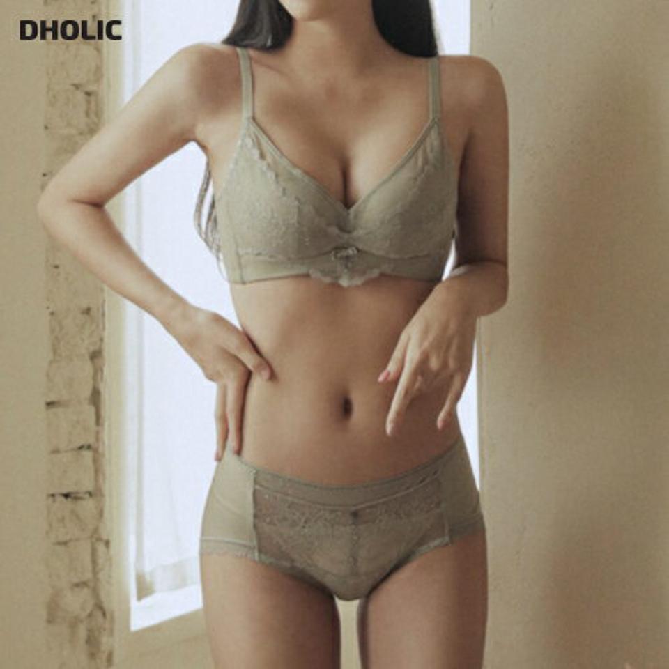 リボンチャームブラ&ショーツSET・全3色・e44385 レディース 【uw】 韓国ファッション アンダーウェア ランジェリー 下着 セット ブラジャー ブラ ショーツ パンツ レース 無地 大人 上品 リボン ソフトワイヤー カジュアル 秋 冬