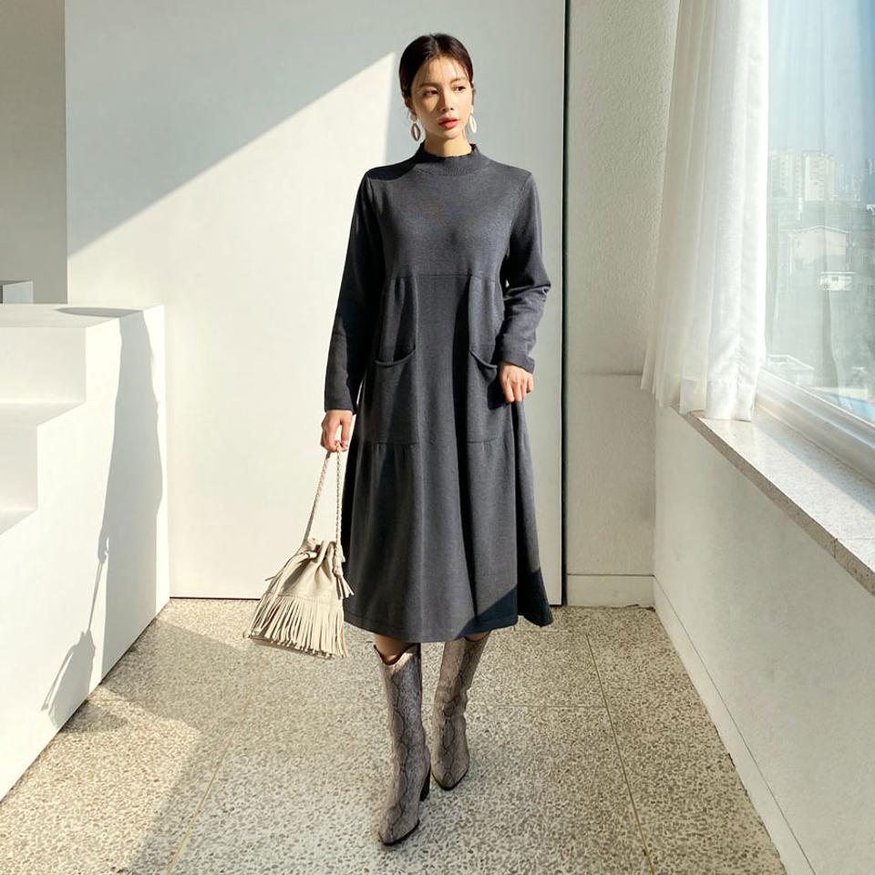 ポケットニットワンピース・全2色・b66190 レディース 【ops】【ワンピース ロング ロングワンピース 長袖 ニット ニットワンピース 単色 無地 シンプル カジュアル ラフ ゆったり Aライン ハーフネック 秋 冬 韓国 ファッション】【ハイホリHIHOLLI】