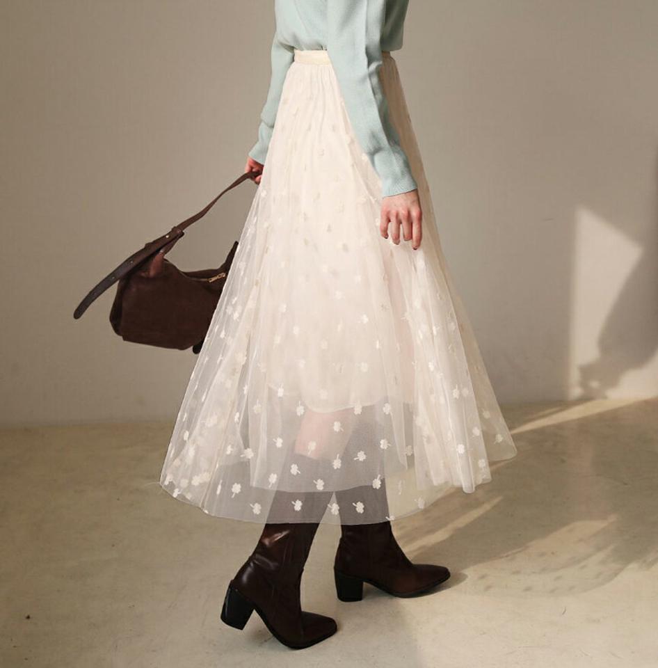 シアーフラワー刺繍スカート・全2色・b62530 レディース 【sk】【韓国 ファッション ボトムス スカート ロング ロングカート シアー フラワー 刺繍 ラブリー フローラル フレア 体型カバー ウエストゴム フレアスカート スリム Aライン カジュアル 秋 冬】