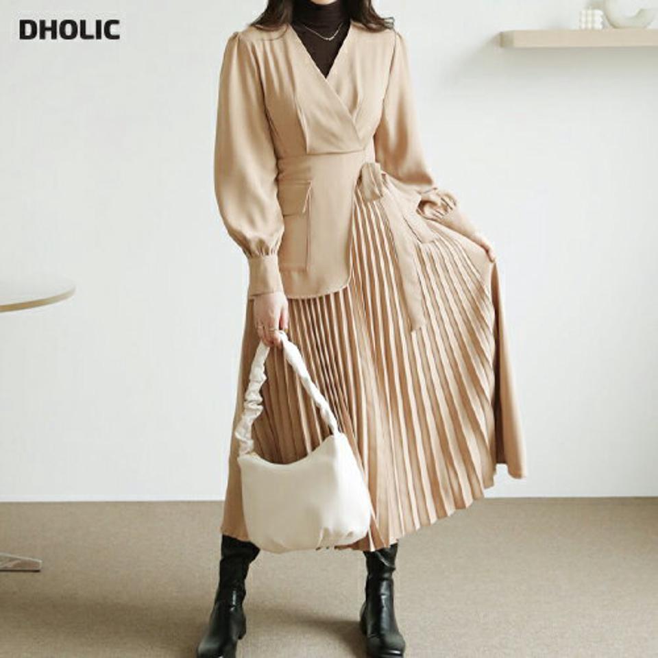 ラッププリーツワンピース・全2色・b66067 レディース 【ops】【ワンピース ロング ロングワンピース 長袖 プリーツ プリーツスカート ラップデザイン ラップワンピース フェミニン 上品 Vネック 秋 冬 韓国 ファッション】【ハイホリHIHOLLI】