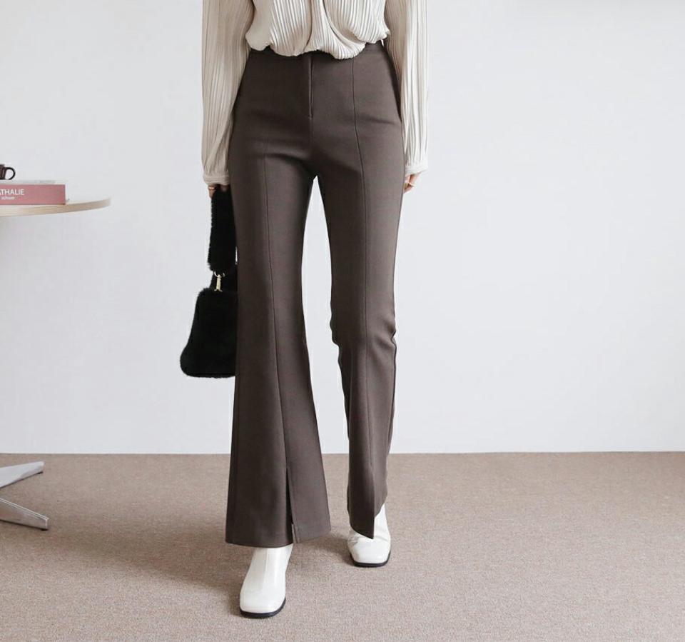 スリットブーツカットスラックス・全2色・t66078 レディース 【pt】【スラックス パンツ ズボン ロングパンツ ブーツカット スリット 単色 無地 シンプル 大人 オフィスカジュアル 秋 冬 韓国 ファッション】【ハイホリHIHOLLI】