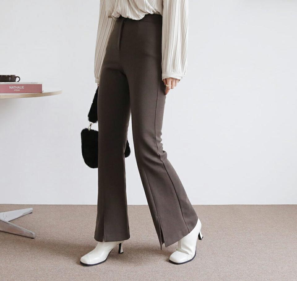 スリットブーツカットスラックス・全2色・t66078 レディース 【pt】【スラックス パンツ ズボン ロングパンツ ブーツカット スリット 単色 無地 シンプル 大人 オフィスカジュアル 秋 冬 韓国 ファッション】【ハイホリHIHOLLI】