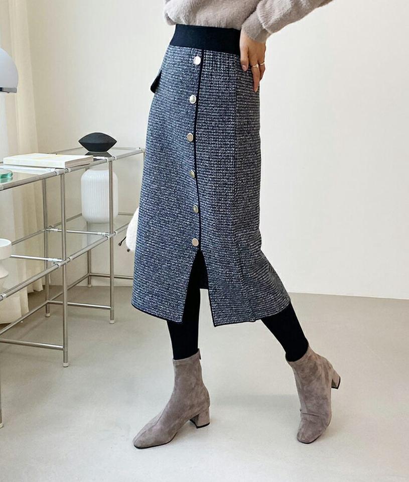 サイドボタンニットスカート・全2色・b56481 レディース 【sk】【韓国 ファッション ボトムス スカート やわらかい サイドボタン ニット フェイクポケット スリム フェイクボタン ポイント ハイゲージ エレガント カジュアル 秋 冬】