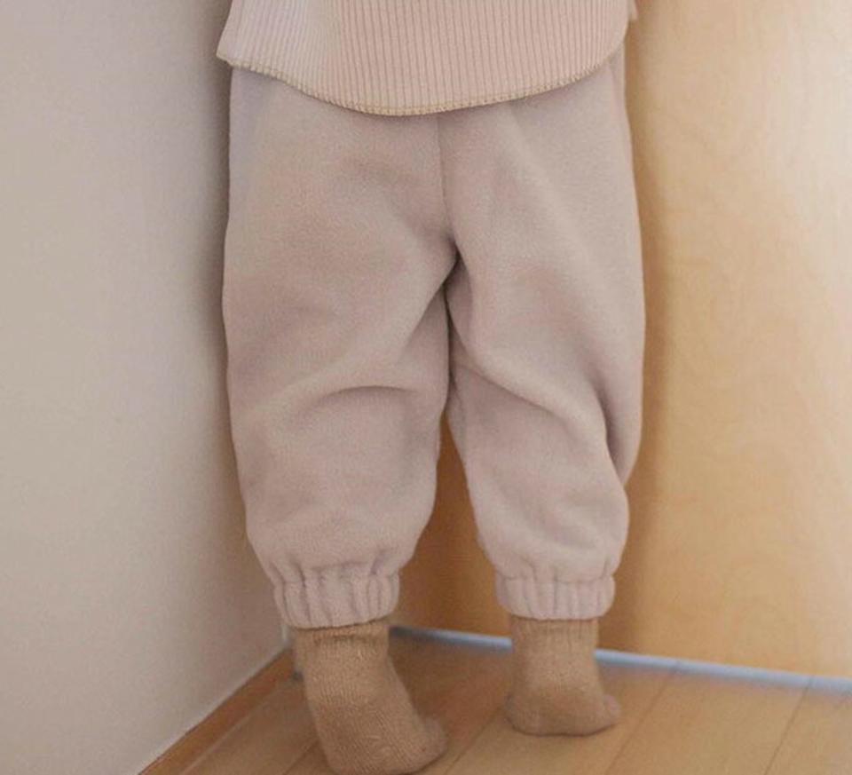 ソフトジョガーパンツ・u09793 キッズ【3~8才】【pt】【パンツ ズボン ロングパンツ 長ズボン 単色 無地 シンプル ジョガーパンツ フリース カジュアル ラフ 女の子 男の子 秋 冬 韓国 韓国子供服 子供 こども 子供服 こども服】【KIDS】
