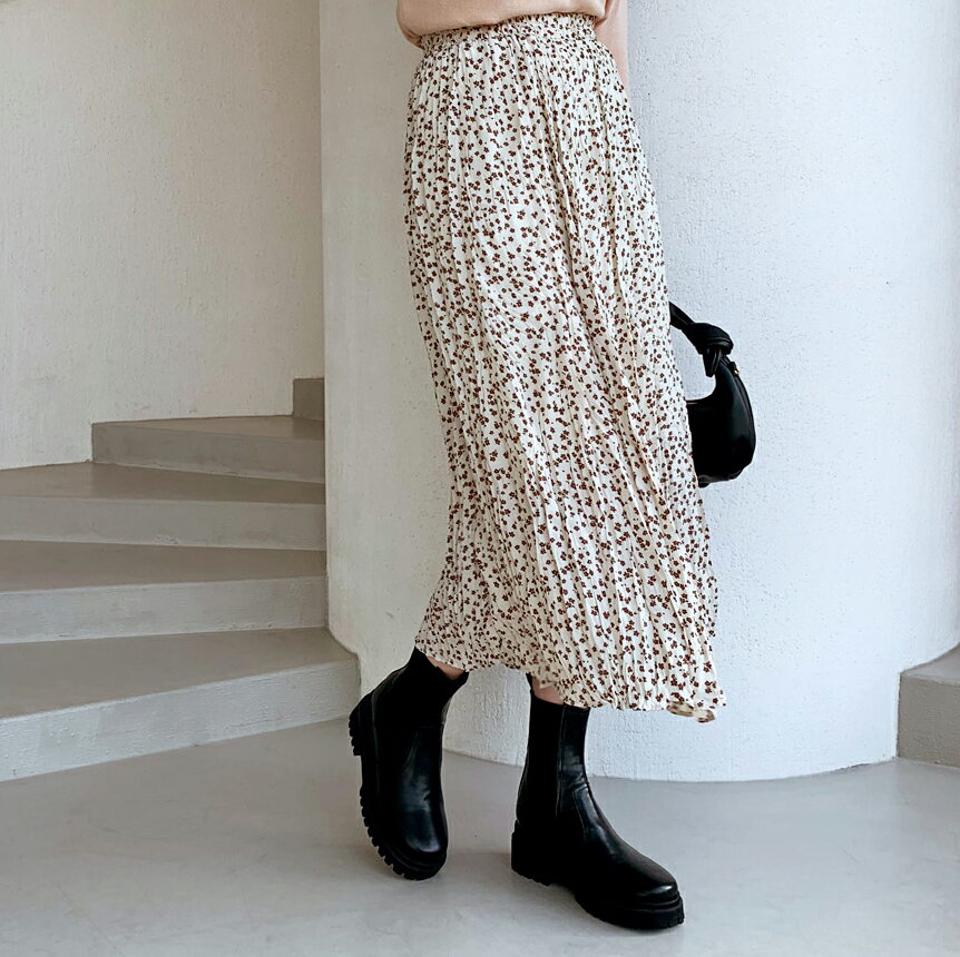 花柄リンクルスカート・全2色・b62620 レディース 【sk】【韓国 ファッション ボトムス スカート ロング ロングスカート 花柄 リンクル フラワー パターン ウエストゴム フィット 体型カバー シンプル フェミニン デイリー カジュアル 秋 冬】