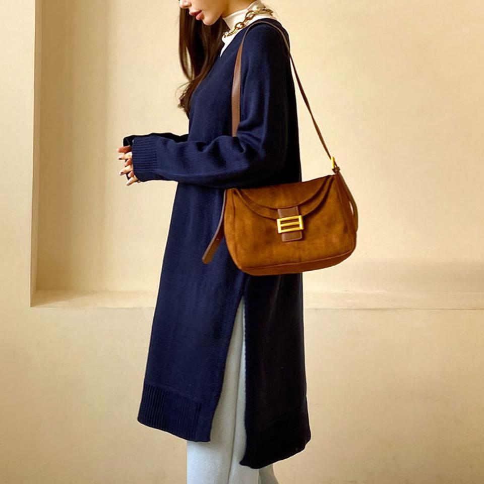 Vネックスリットニットワンピース・全3色・t66211 レディース 【ops】【ワンピース ミディ丈 ミディワンピース 長袖 単色 無地 シンプル スリット ニット ニットワンピース Vネック カジュアル 秋 冬 韓国 ファッション】【ハイホリHIHOLLI】