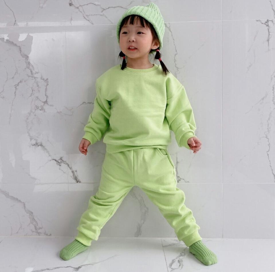 コットンスウェット上下SET(kids)・u10895 キッズ【3~8才】【set】【セットアップ setup トップス 長袖 パンツ ズボン スウェット トレーナー 単色 無地 シンプル コットン 綿 秋 冬 韓国 韓国子供服 子供 こども 子供服 こども服】【KIDS】