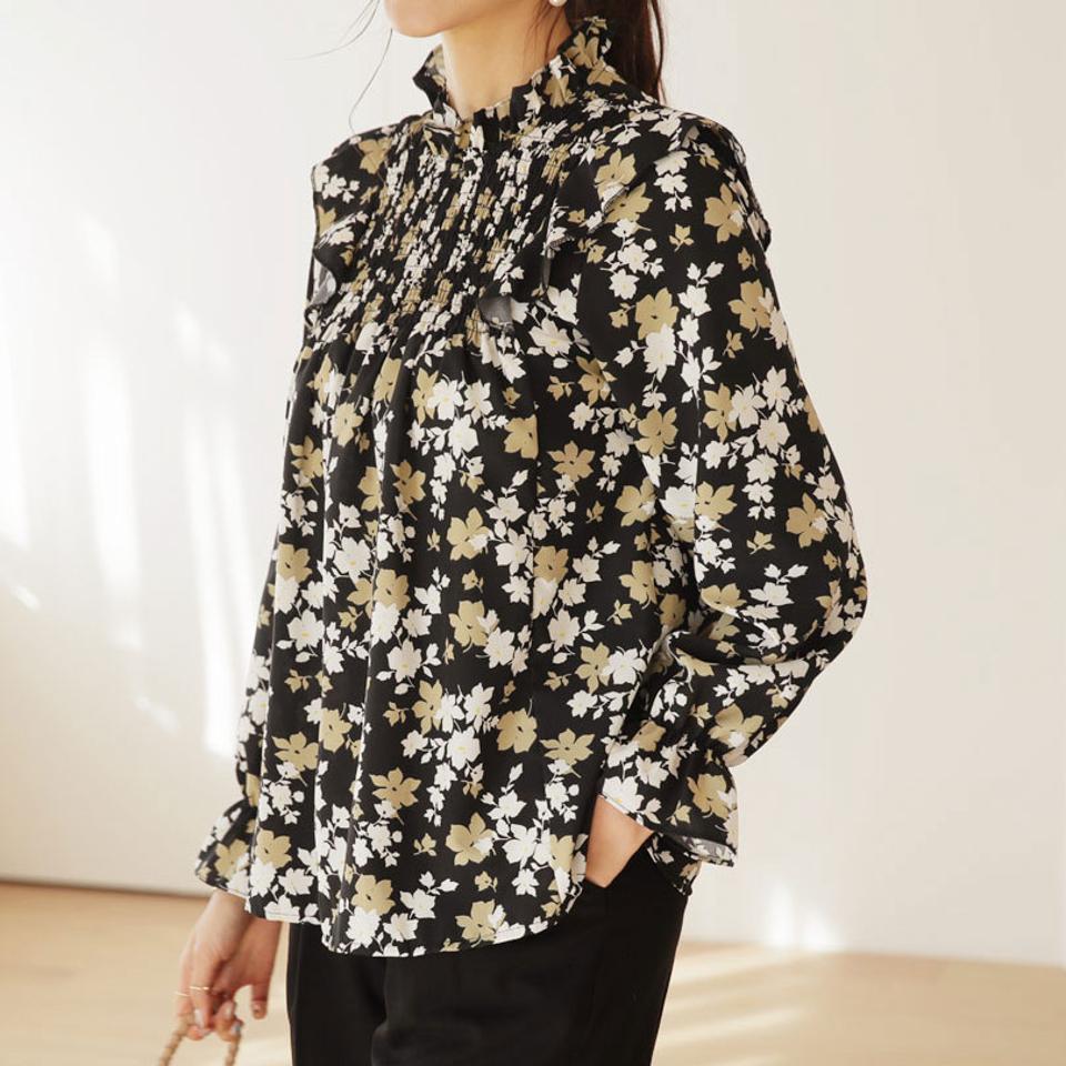 花柄シャーリングブラウス・全2色・b66374 レディース 【bl】【トップス　ブラウス 長袖 花柄 フラワー シャーリング フリルネック フリル 可愛い かわいい シャーリング 秋 冬 韓国 ファッション】【ハイホリHIHOLLI】