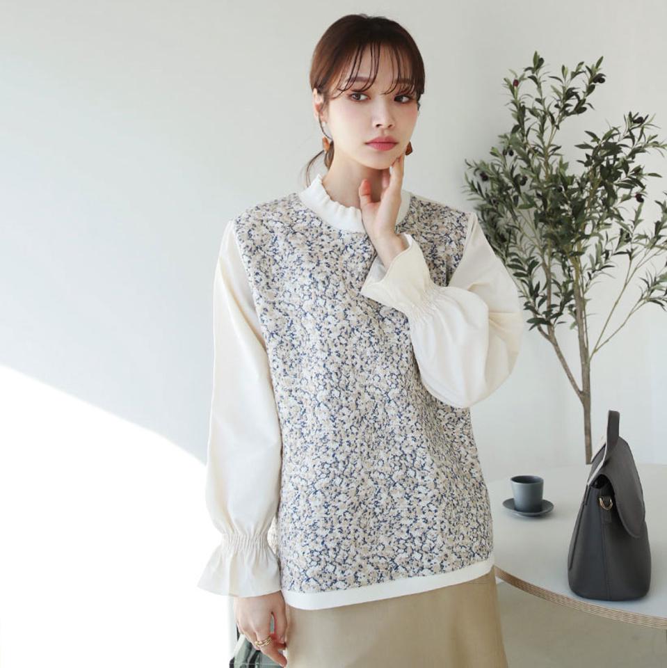 フラワーコントラストブラウス・全2色・b66278 レディース 【tops】【トップス ブラウス コントラスト フラワー 花柄 可愛い かわいい フェミニン ハーフネック シャーリング 秋 冬 韓国 ファッション】【ハイホリHIHOLLI】