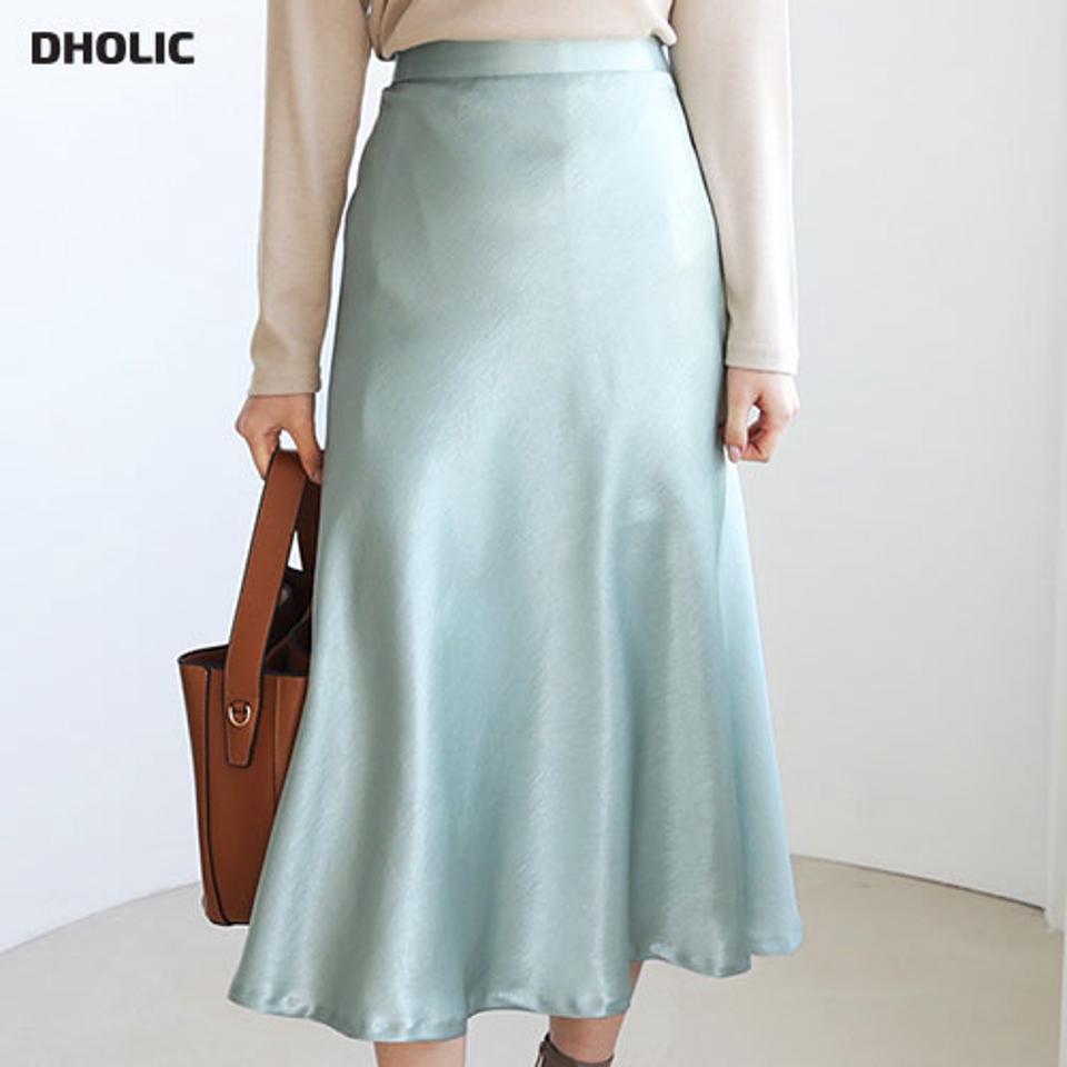 サテンAラインスカート・全4色・t66299 レディース 【sk】【スカート ロング ロングスカート サテン Aライン 単色 無地 シンプル 光沢 上品 フレアスカート フレア フェミニン 秋 冬 韓国 ファッション】【ハイホリHIHOLLI】