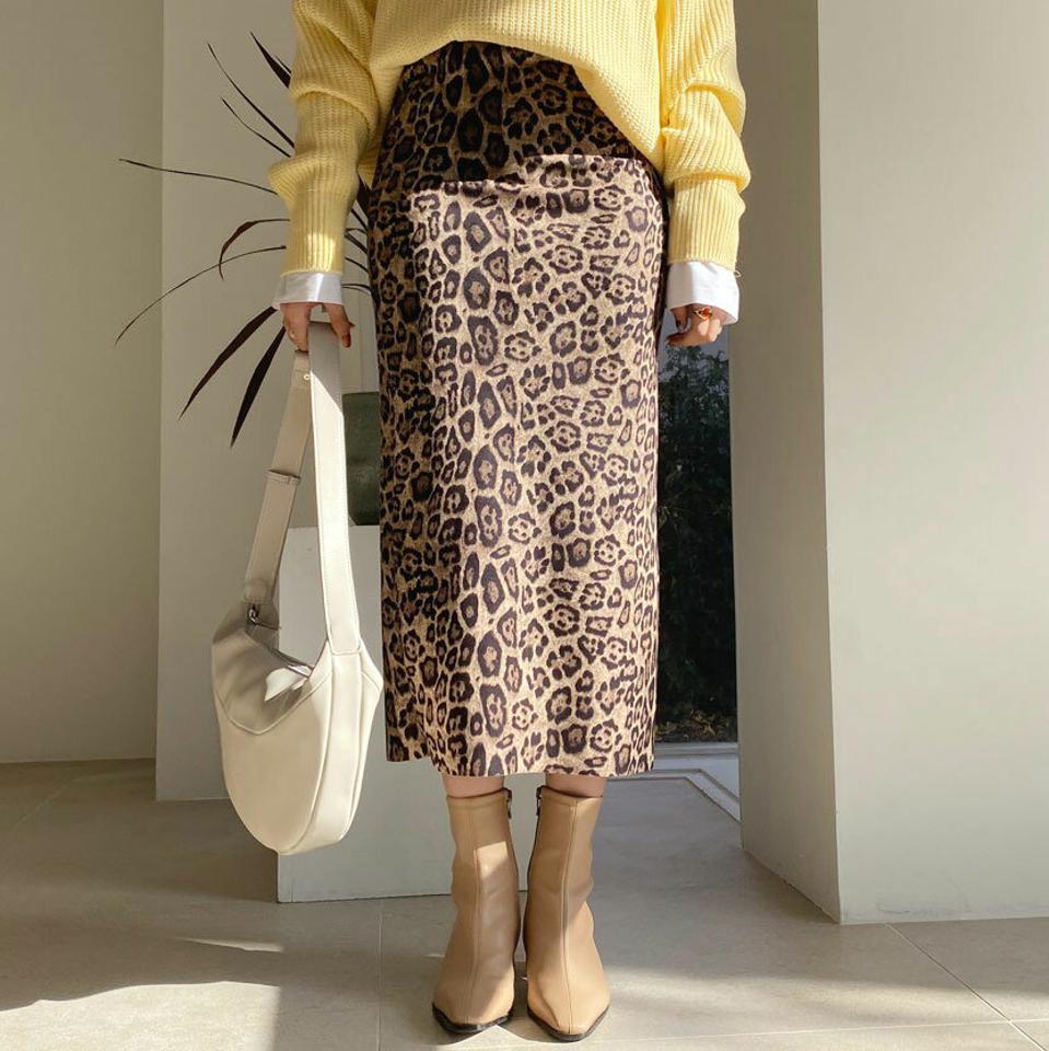 レオパードスカート・全2色・t61455 レディース 【sk】【韓国 ファッション ボトムス スカート ロング 台型 レオパード パターン ウエストゴム Hライン スリット スリム 体型カーバー 細身 デイリー カジュアル 秋 冬】