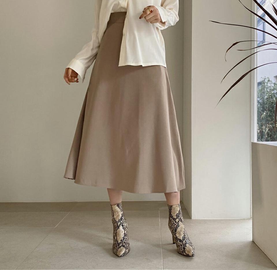 フレアロングスカート・全3色・b61456 レディース 【sk】【韓国 ファッション ボトムス スカート ロング 台型 Aライン フレア フレアスカート バックゴム サイドジップ 無地 スリム 体型カーバー 細身 ベーシック デイリー カジュアル 秋 冬】