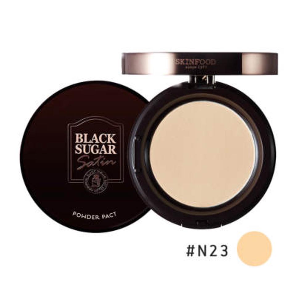 ブラックシュガー サテン パウダー パクトSPF25 PA++ #N23 10g