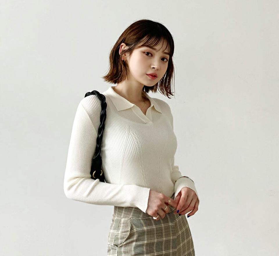リブカラーニット・全4色・b56669 レディース 【tops】【韓国 ファッション トップス ニット 長袖 ぼわん袖 Vネック スリム フィット 細身 体型カーバー デイリー ベーシック カジュアル シンプル カジュアル 秋 冬】