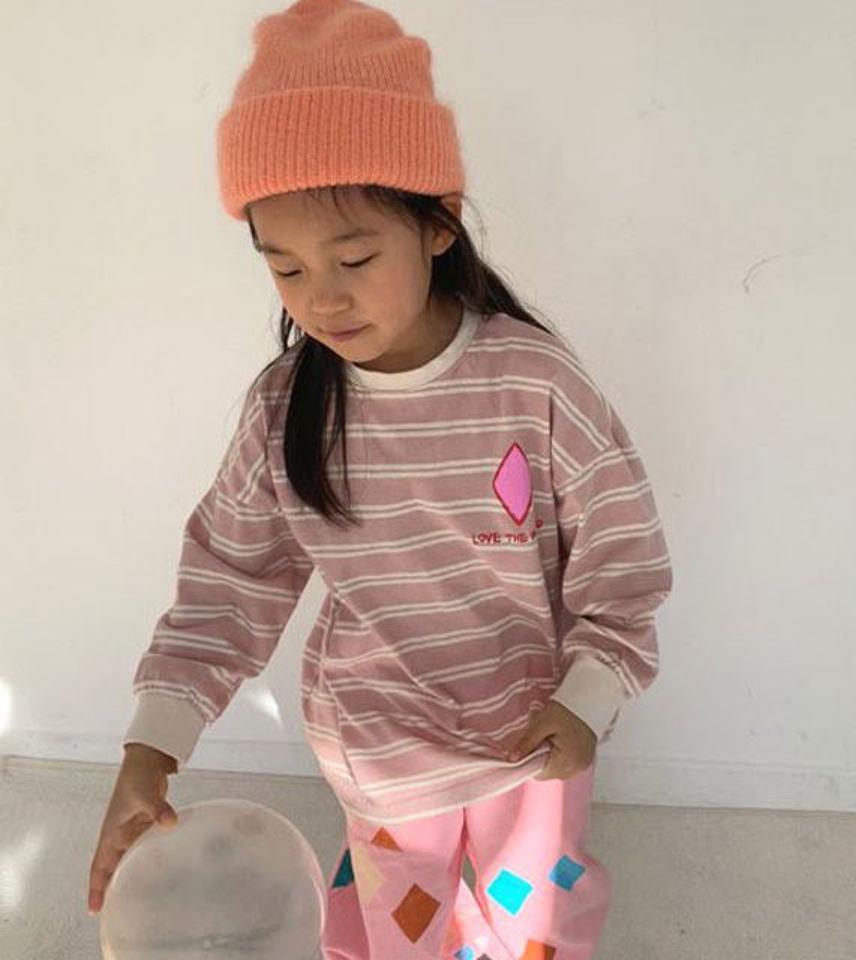 ダブルボーダーレタリングTシャツ・u10959 キッズ【3~8才】【tops】【トップス Tシャツ 長袖 ロンT ボーダー柄 ロゴ レタリング カジュアル ラフ 女の子 男の子 秋 冬 韓国 韓国子供服 子供 こども 子供服 こども服】【KIDS】