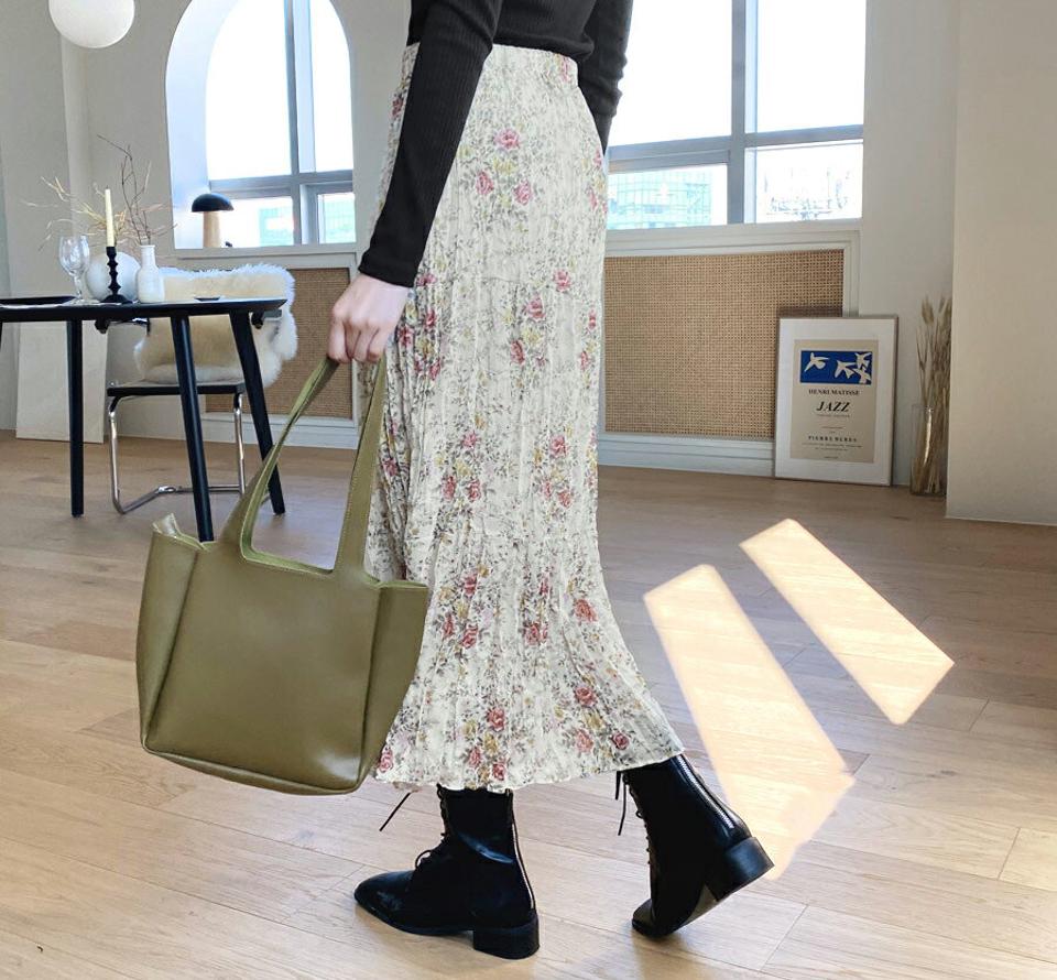 花柄リンクルスカート・全2色・t62735 レディース 【sk】【韓国 ファッション ボトムス スカート ロング Hライン ウエストゴム リンクル 透け感 シンプル スリム 体型カーバー 細身 ベーシック デイリー カジュアル 秋 冬】