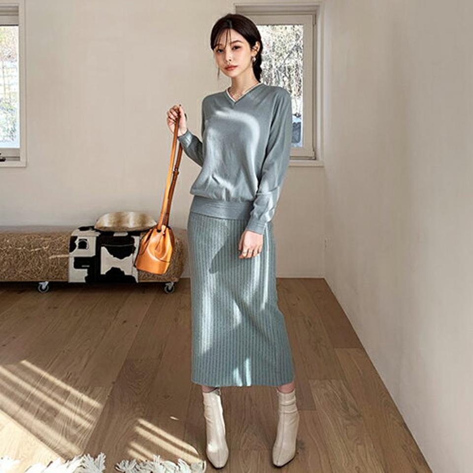 グリッターラインVネックニット&スカートSET全3色・b66382 レディース 【ops】【セットアップ setup トップス 長袖 ニット スカート ロングスカート ニットアップ ラメ グリッター 秋 冬 韓国 ファッション】【ハイホリHIHOLLI】