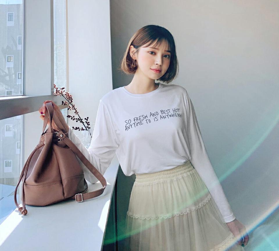 ラウンドレタリングTシャツ・全4色・t62771 レディース 【tops】【韓国 ファッション トップス Tシャツ 長袖 ラウンドネック レタリング Tシャツ シンプル ボーダー デイリー ベーシック カジュアル 無地 カジュアル 秋 冬】