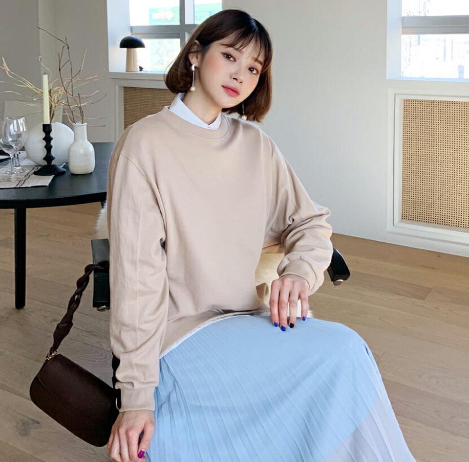 ボクシースウェット・全4色・b62738 レディース 【tops】【韓国 ファッション トップス スウェット Tシャツ カットソー 長袖 無地 ラウンドネック ルーズ ゆったり フィット シンプル デイリー ベーシック カジュアル カジュアル 秋 冬】
