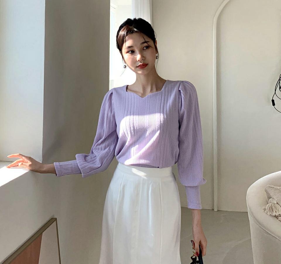 スクエアVネックパフTシャツ・全4色・t62737 レディース 【tops】【韓国 ファッション トップス Tシャツ 長袖 スクエア Vネック パフ ラブリームード パフスリーブ パフ デイリー ベーシック カジュアル 無地 カジュアル 秋 冬】
